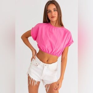 NWT Le Lis Bubblegum Pink Crop Top with Cuffed Sleeves